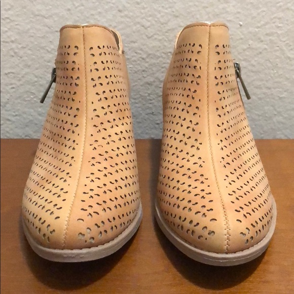 Bootie - Picture 6 of 8